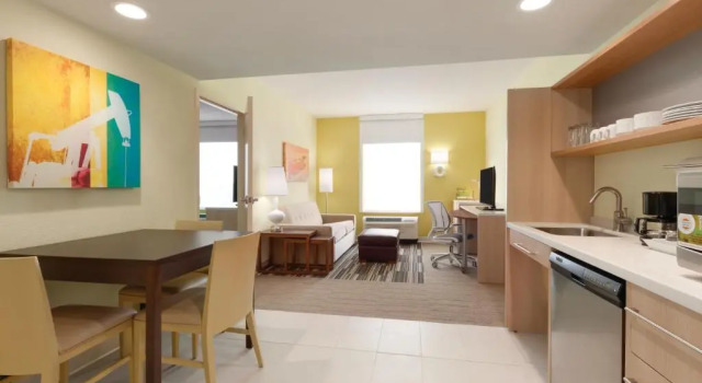 Двухместный люкс c 1 комнатой Home2 Suites by Hilton Gillette