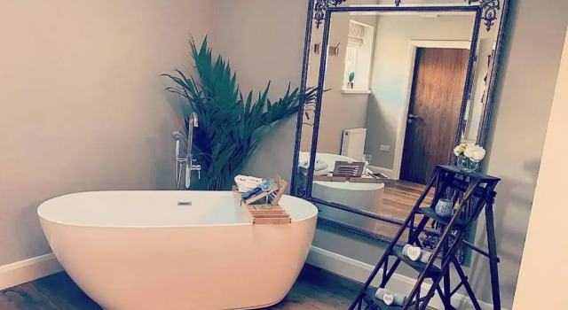 Номер Superior Tredegar Arms Hotel
