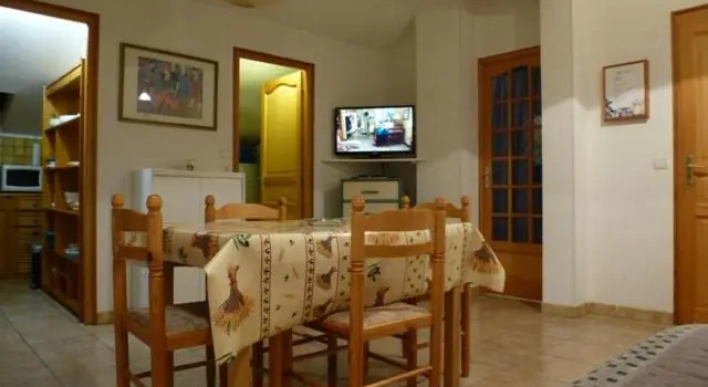 ETAGE2, Rezerwuj Hotel Hotele w Vermillion Coast z basenem, Basen