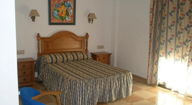 Hostal Los Rosales, Забронировать Отель Алькарас Albacete Province