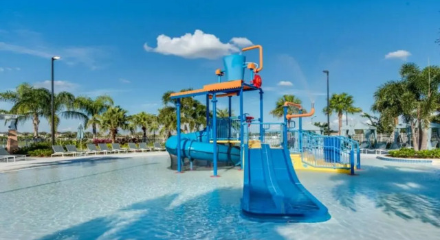 Cozy Orlando 4BED in Newest Resort, Book Ferieresort Hoteller i Four Corners med pool, Swimmingpool