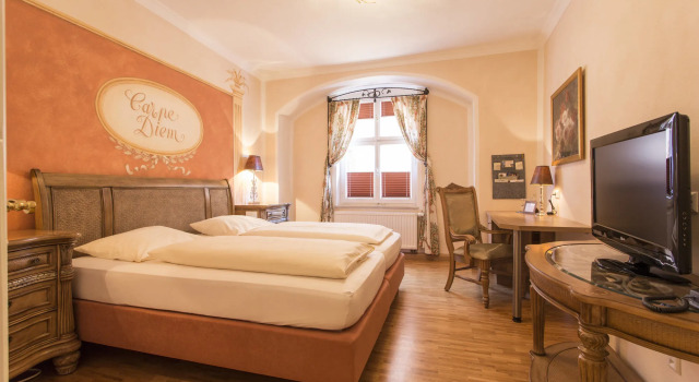 Meiser Altstadt Hotel, Забронировать Отель Динкельсбюль 