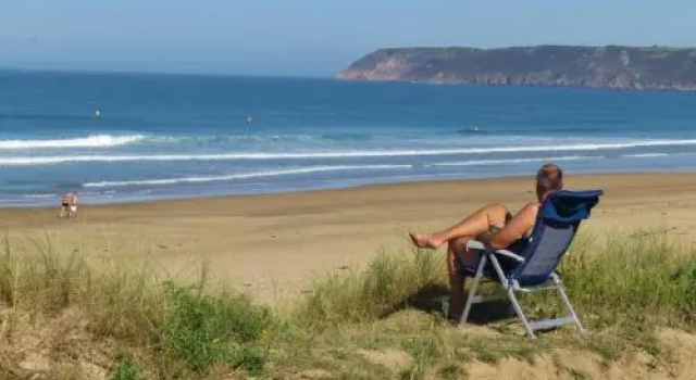 Camping Le Ranch, Rezerwuj Pole kempingowe Kempingi i glamping w Cotentin, Pole kempingowe