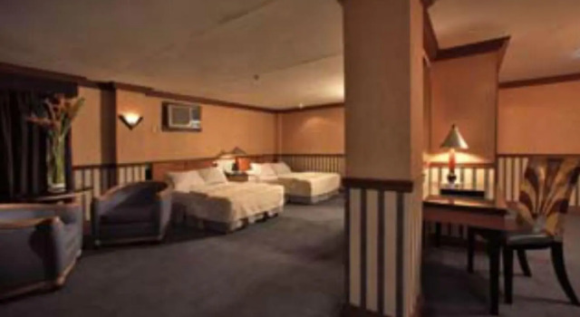 Полулюкс Miramar Hotel