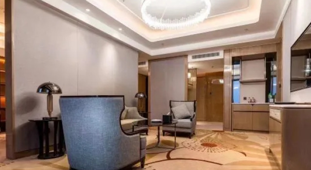 Люкс Ambassador Yaoda International Hotel Taizhou