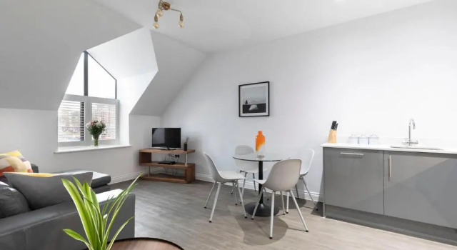 Апартаменты Elliot Oliver - Loft Style 2 Bedroom Apartment With Parking In The Docks