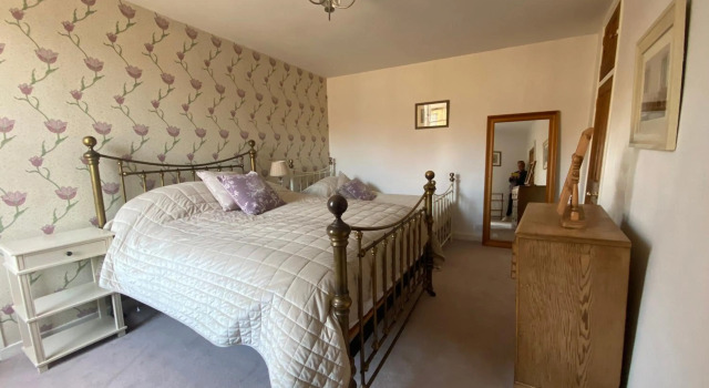 Alnwick Holiday House - Charming, Historic, Central Alnwick with Courtyard, Забронировать Отель Отели в центре Алник, в центре, Парковка
