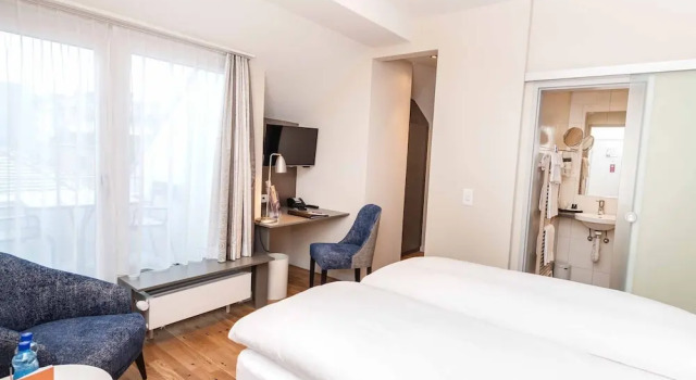 Двухместный номер Superior с балконом Sorell Hotel Rex Zürich