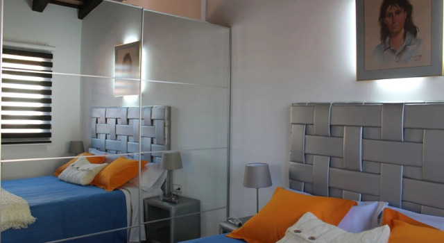 Apartment in the City of Olot Penthouse, Buchen Sie Ferienwohnung Olot Garrotxa