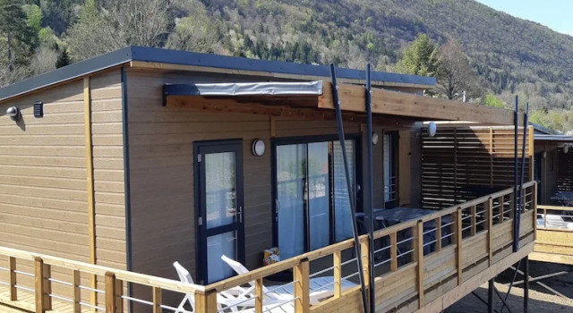 Chalet 2 chambres avec balcon Camping Le Panoramic