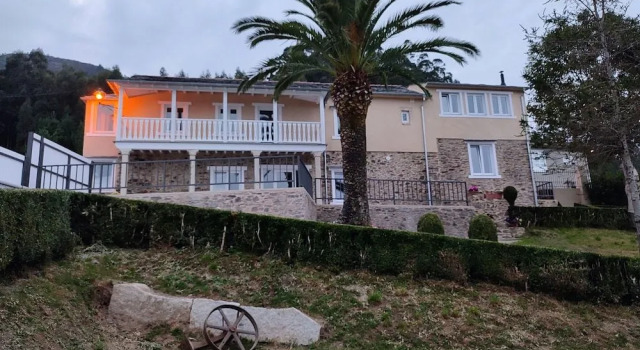 Apartamentos Minas de Silvarosa, Book Apartment Viveiro 
