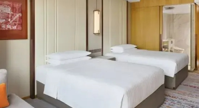 Люкс Дуплекс Renaissance Shanghai Hongqiao