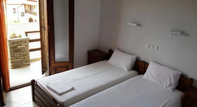 Hotel Hellinikon, Забронировать Отель  