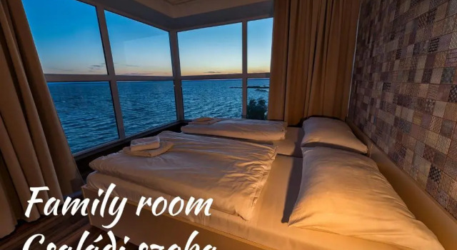 Семейный номер Standard с видом на озеро Hotel Lido