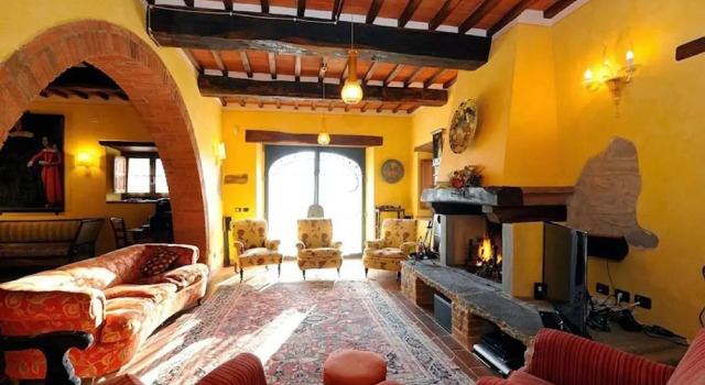 Tuscan Family Villa With Sauna