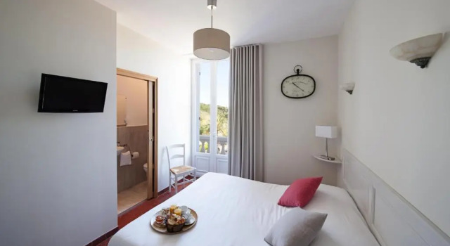 Номер Standard с балконом Hotel La Bienvenue