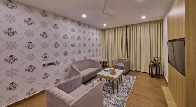 Люкс Golden Tulip Tirupati