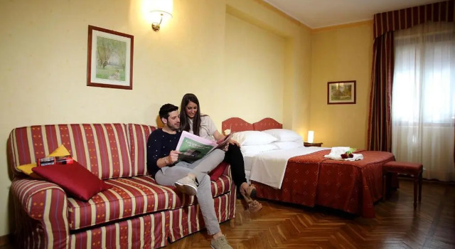 Четырёхместный номер Standard Hotel Cavour