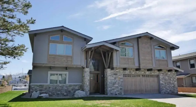 296 Beach Drive 7 Bedroom Home
