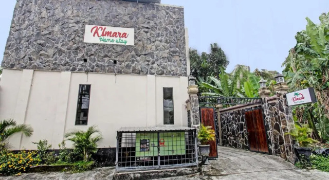OYO 91696 Kimara Homestay & Resto