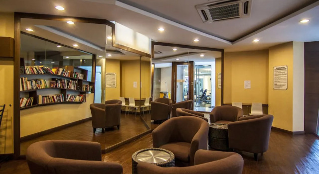Idaman Residence KLCC 2, Забронировать Отель Отели Куала-Лумпура с парковкой, рядом с Башня Kuala Lumpur Tower, Парковка