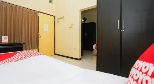 Standard Familie Zimmer OYO 2902 Graha 18