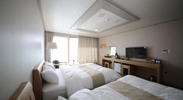 Двухместный номер Standard с балконом и с видом на город Hotel Aroha