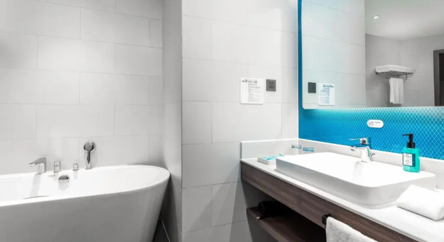 Полулюкс Holiday Inn Express Nanjing Lishui