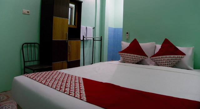 OYO 3095 Semarapura Homestay, Prenota Hotel Makassar 