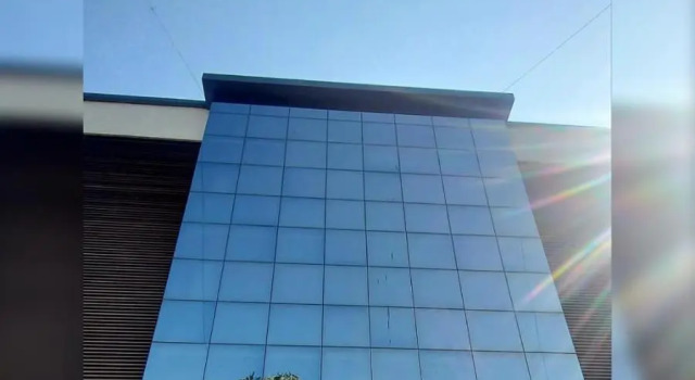 Hotel Red Chillee Restro, Rezervovat Hotel Silvassa Gujarat