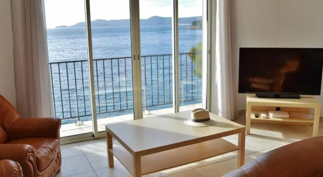 Appartement Le Lavandou, 4 pièces, 6 personnes - FR-1-251-204, Book Lejlighed Le Lavandou Var coast