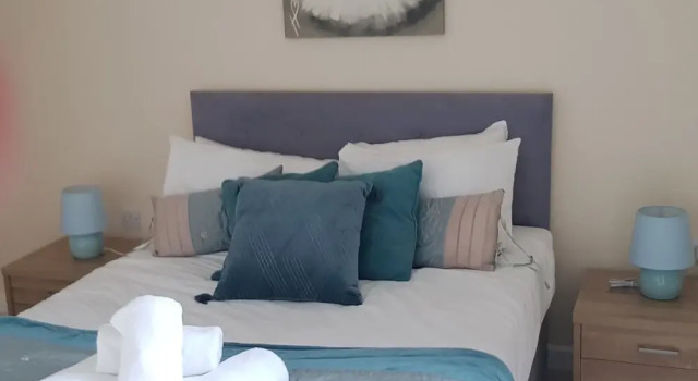 Reading Town Centre Magnificent View, Забронировать Отель Отели Англии 3 звезды, 3*