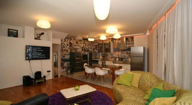 Domus Apartments