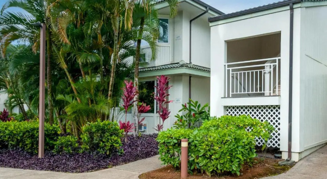 Апартаменты Emmalani 411 - AC, spacious, golf course view, close to beach!