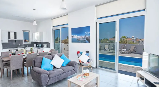Вилла с 5 комнатами с балконом Luxury Villa in Cyprus near Beach, Protaras Villa 1249