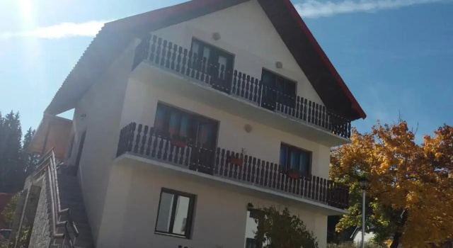 Apartments Beka, Prenota Appartamento Hotel a Zabljak con parcheggio, Parcheggio