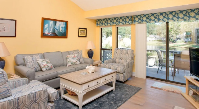 New Listing! Lake Forest Villa W/ Pool, Near Beach Villa, Забронировать Вилла Коттеджи Южной Каролины, Коттедж