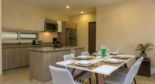 Апартаменты с 2 комнатами Charming Nature-Inspired Condos with Sultry Surroundings by Stella Rentals