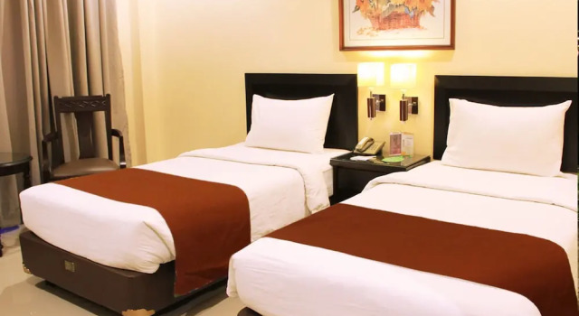 Camera Deluxe Narita Hotel Surabaya