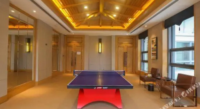 Семейный люкс Deluxe Kingworld Hotel Gui'an