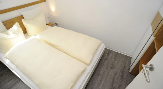 Апартаменты c 1 комнатой с балконом Wohnung Heinrichstraße 8