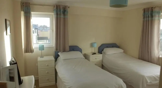 Croft Court 41, Забронировать Отель Тенби 