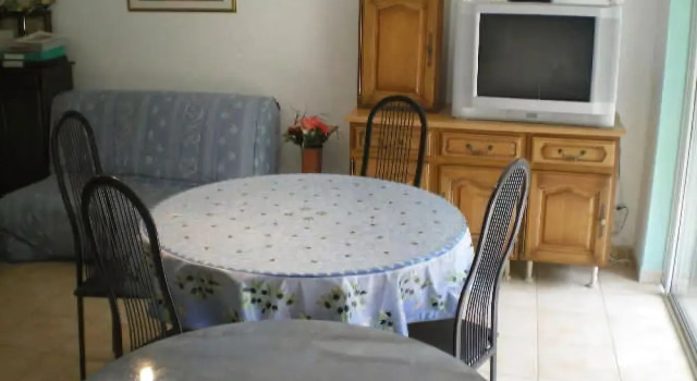 Studio rez-de-jardin Le Pin