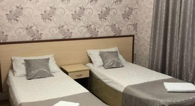 Holiday Guest House, Забронировать Гостевой дом Отели Побережья Анапы с парковкой, Парковка