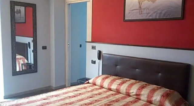 Полулюкс Deluxe Hotel motel residence Gonzaga