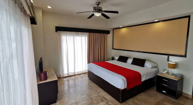Люкс Coral Island Beach View Hotel