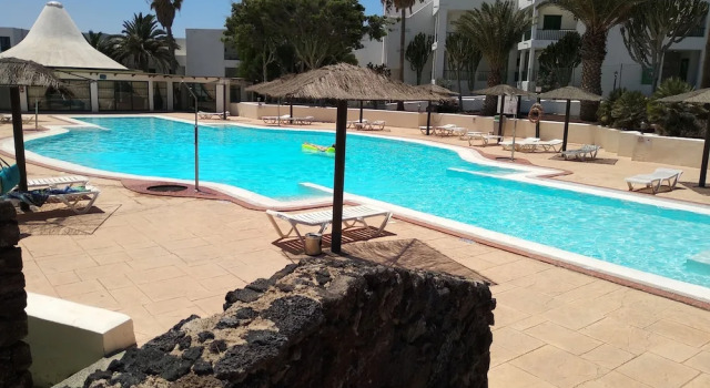 Rooms Costa Teguise Beach - Adults Only, Забронировать Отель Отели Канарских островов с бассейном, Бассейн