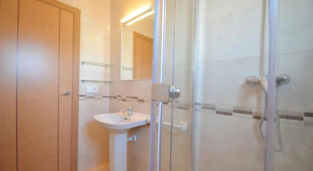 Полулюкс Hostal Esfigueral