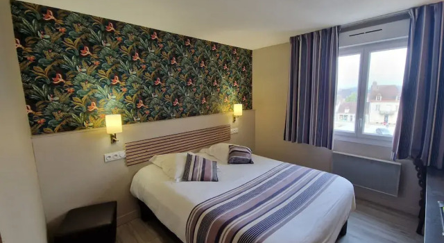 Номер Standard Logis Hotel Restaurant lAmandois