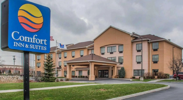 Люкс Comfort Inn & Suites Farmington - Victor